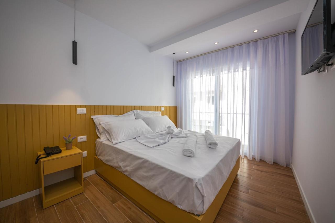 Hesperus Hotel Vlorë Extérieur photo